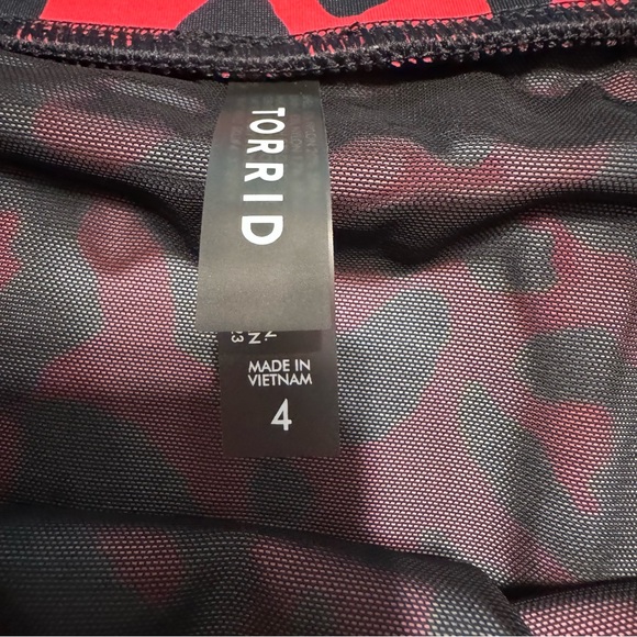 Torrid Swim Skirt Neon Leopard NWT SZ 4X - Picture 6 of 8